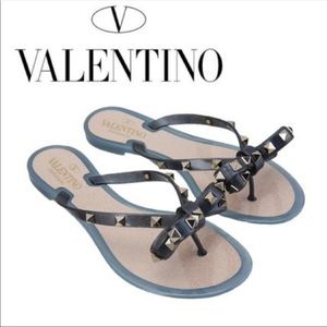 Valentino sandals size 10 fits like a 9